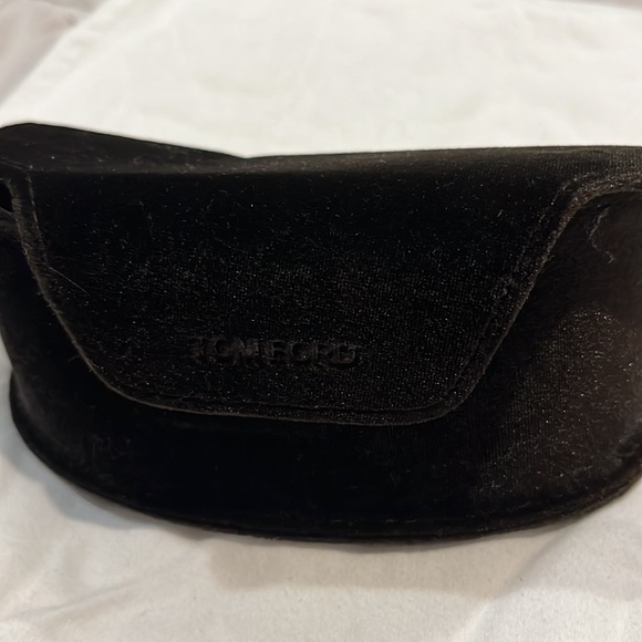 Tom Ford Shiny dark bronze sunglasses. In great condition. - Picture 7 of 13